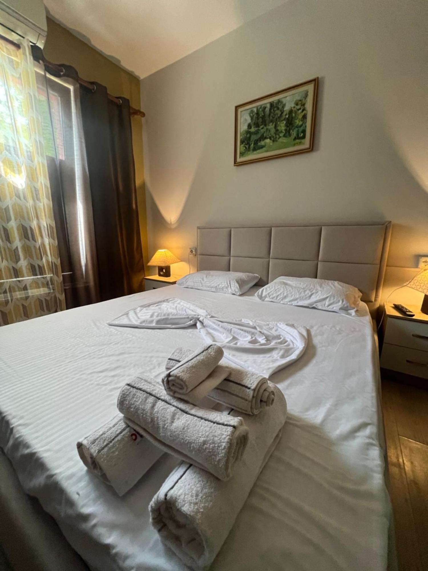 Destinacion Central Room Тирана Экстерьер фото