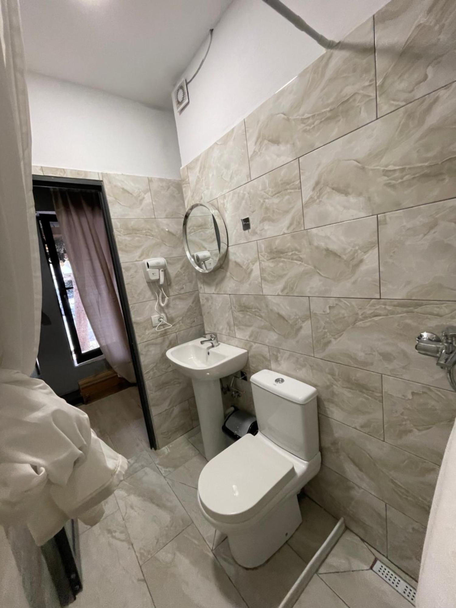 Destinacion Central Room Тирана Экстерьер фото